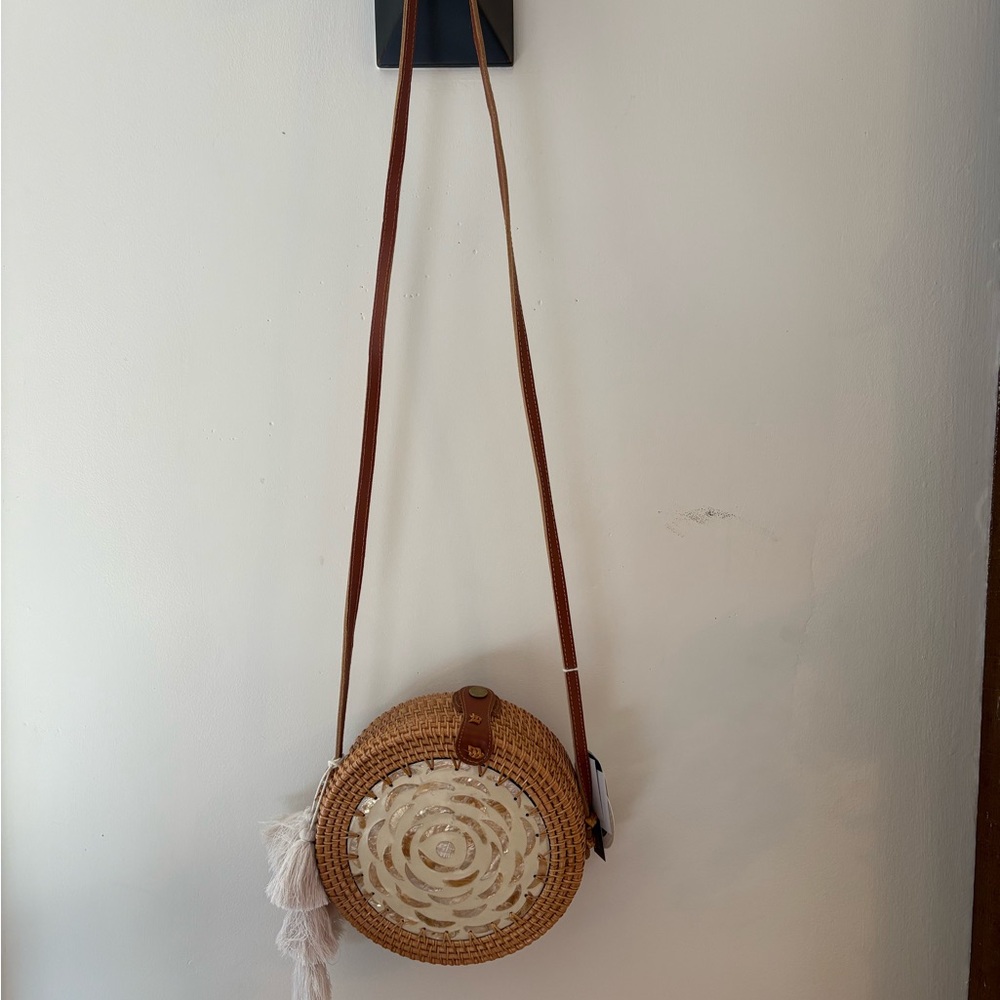 Round Woven Tan Bag with White/Pearl Accents